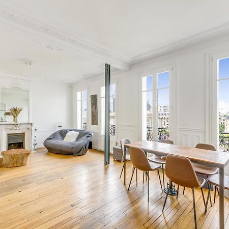 Place De La Mairie Apartment ลูวาลัวเปแรต์ ภายนอก รูปภาพ
